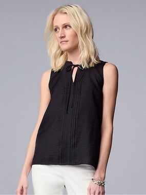 Simply Vera Vera Wang Black Sleeveless Pleated Front Blouse